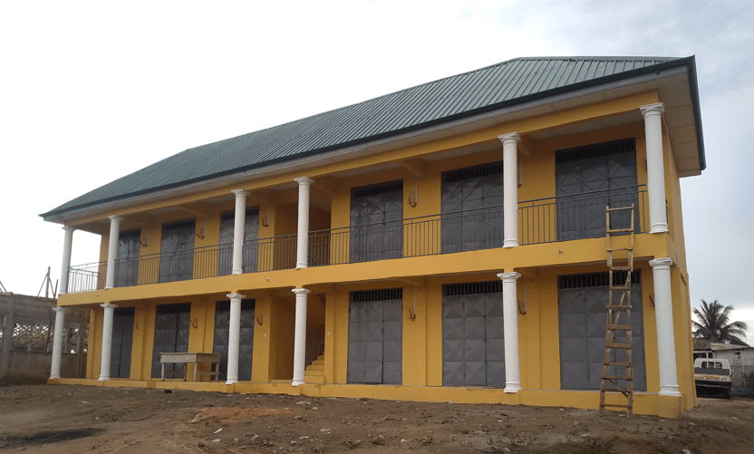 12-Unit Market Stores at Akim Aperade
