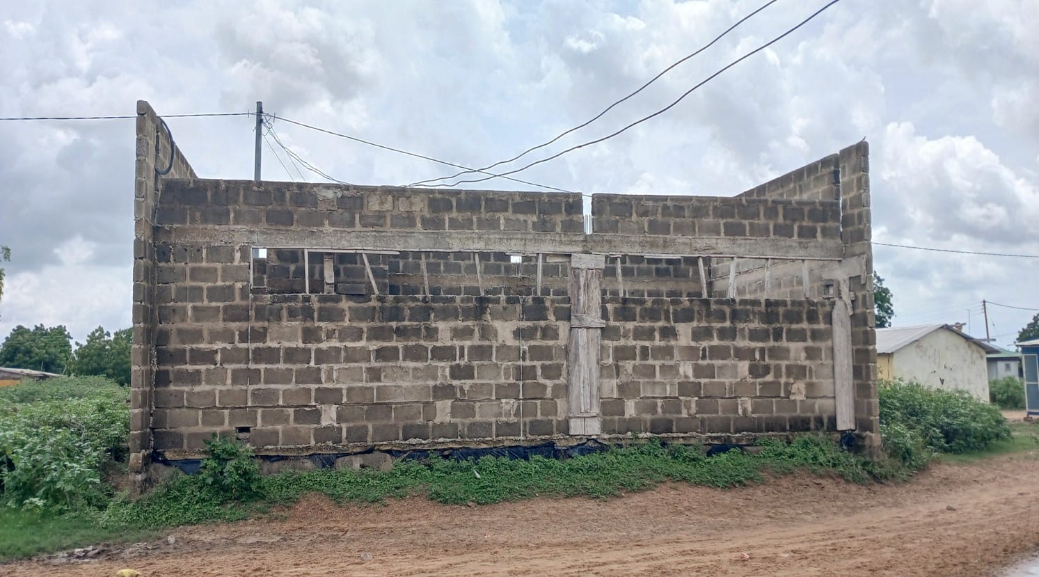 10 Seater Water Closet Toilet with Shower Facilities at Matsekorpey