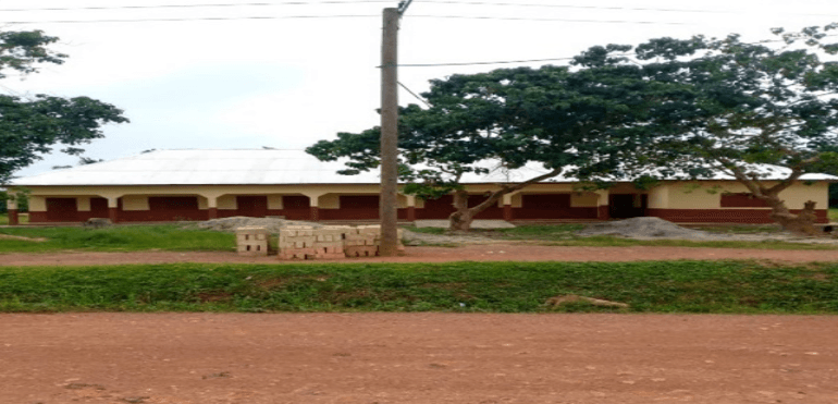 3-Unit Classroom Block with Ancillary Facilities at Amaomom