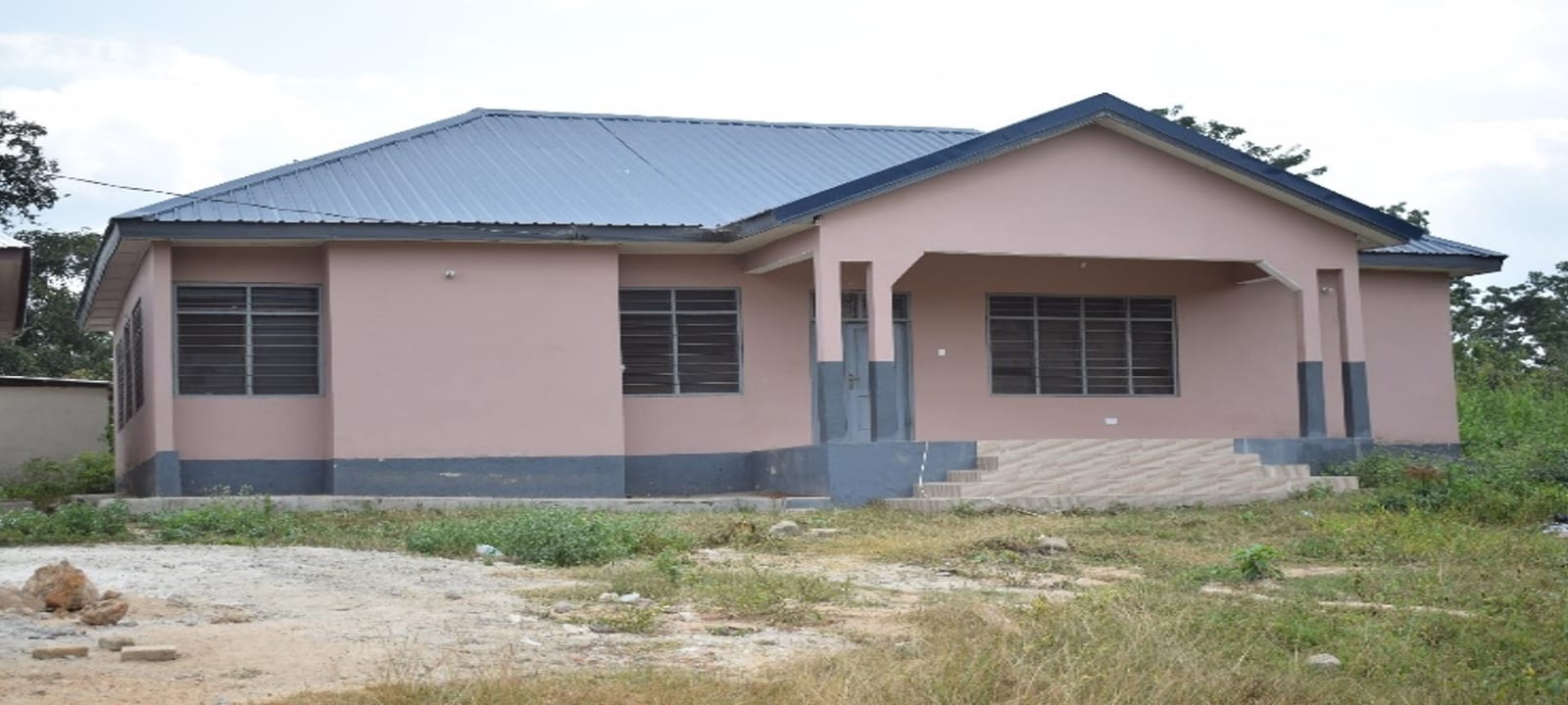 Construction of CHPS Compound at Oseikrom