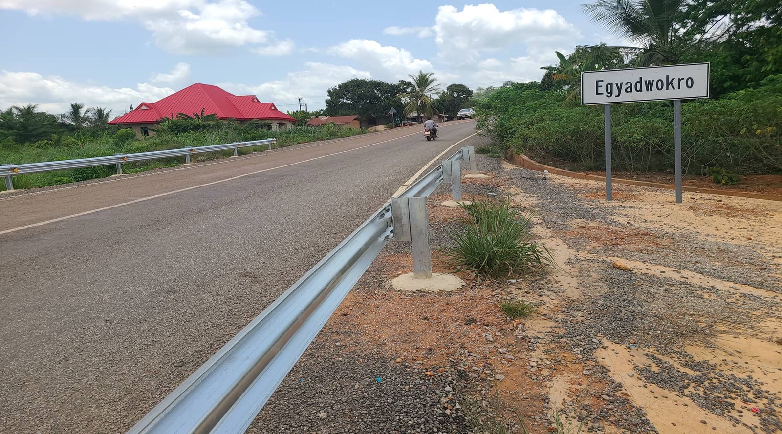 Construction of Manso Adubia - Asuadae - Egyadwokrom Road