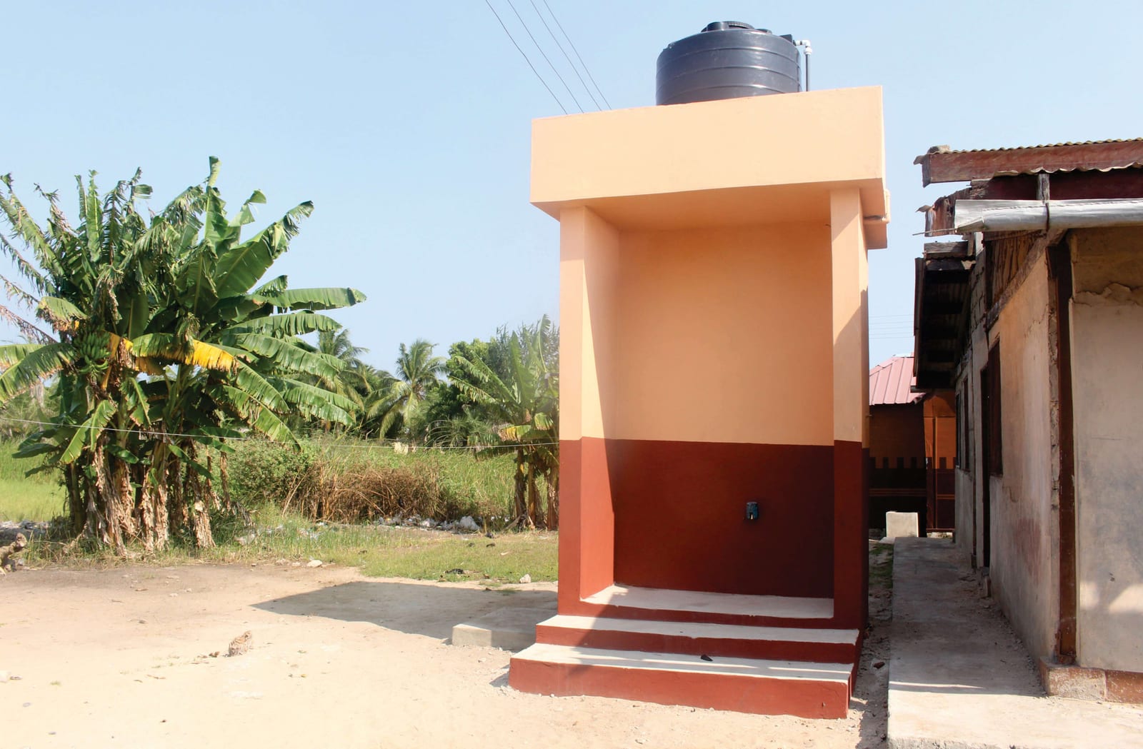 Extension of water systems with ancillary facilities at Anloga market
