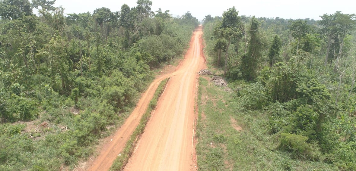 Reshaping of 6km road from Pra River to Formanso