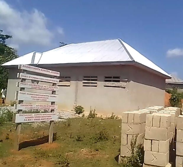 12-Seater Water Closet Toilet Facility at Mim