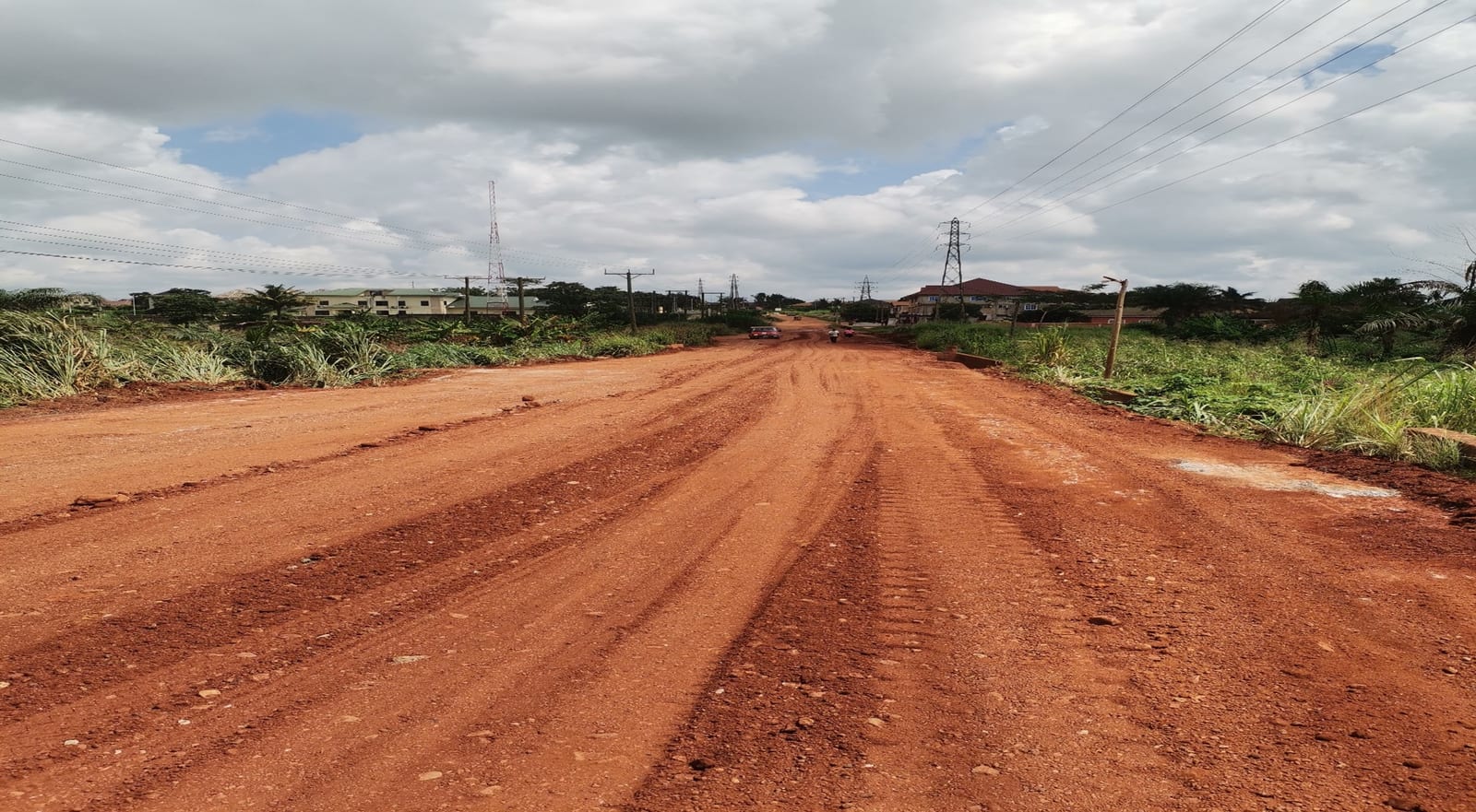 Gravelling and Drainage Works on Maakro, Agogo and Twedie Roads (5.2Km)