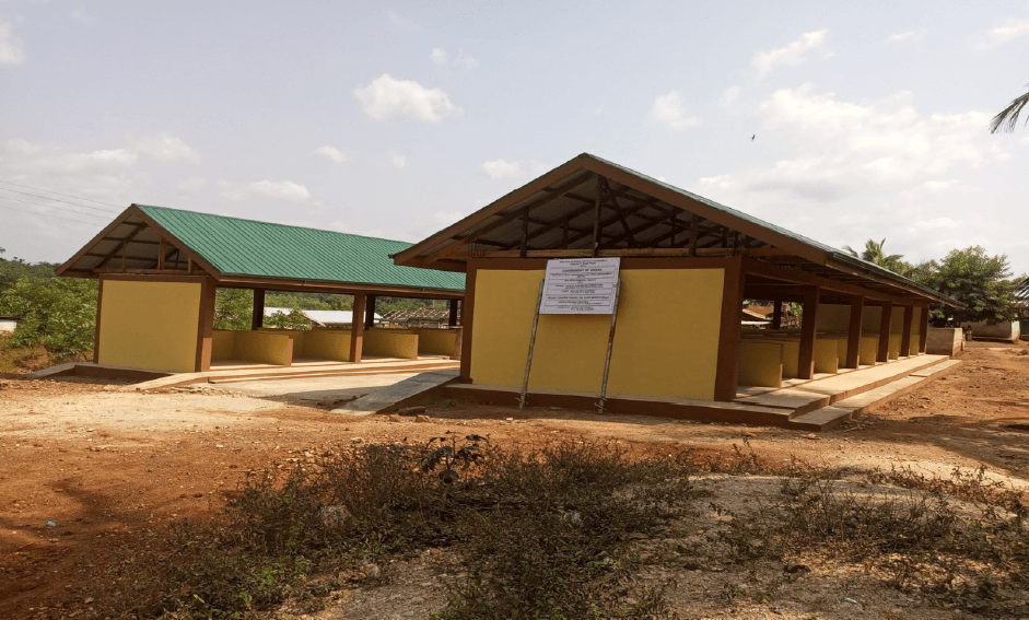 40-Unit Market Stall at Afere
