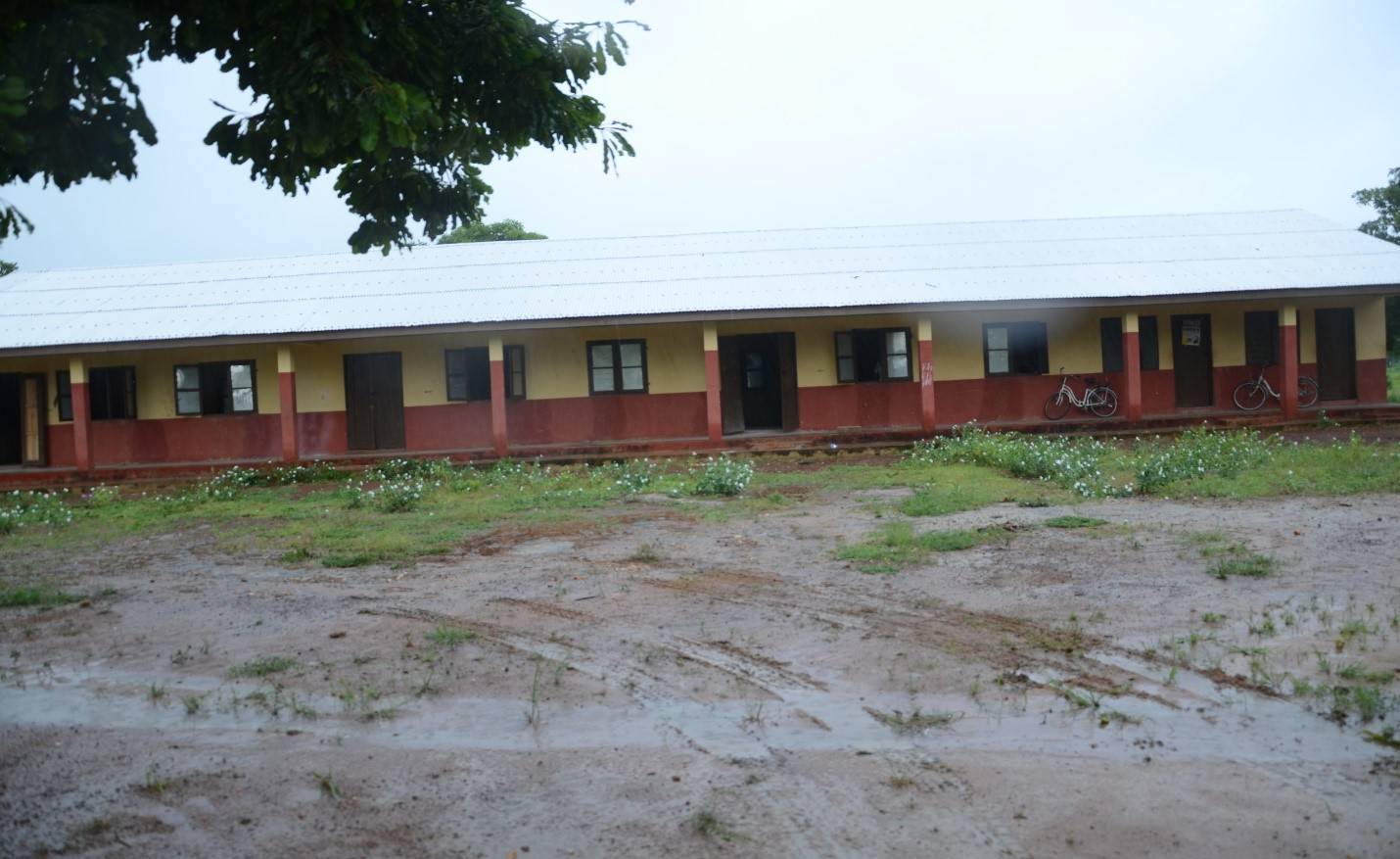 Construction of 1no. 3-unit classroom block at Balienia