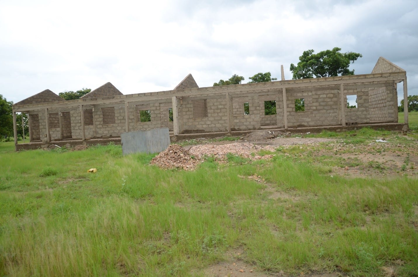 1No. 3-Unit Classroom Block at Tabiesi