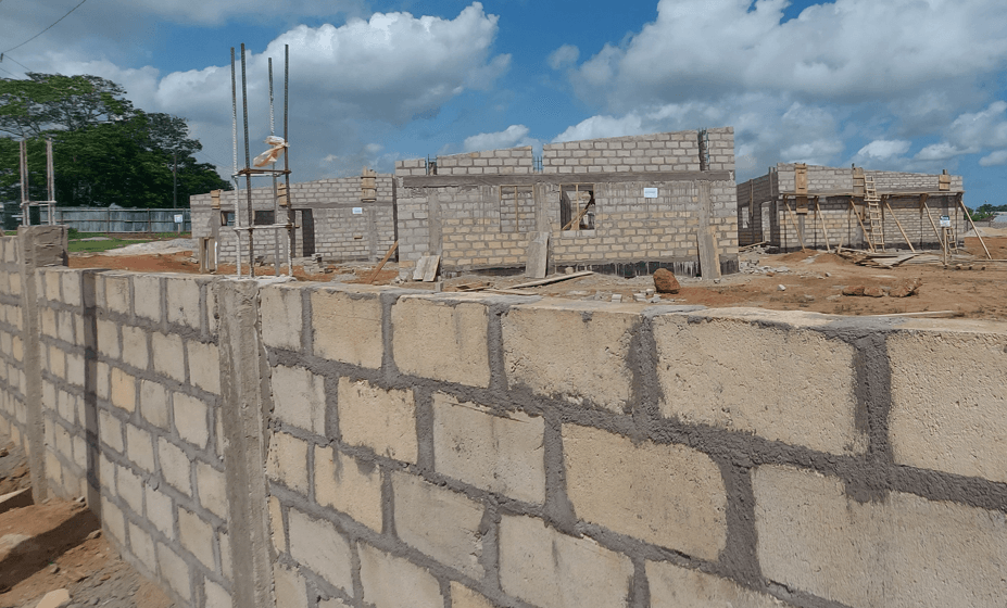 Construction of 20 Bed Capacity Hospital with modern facilities at Aiyinase