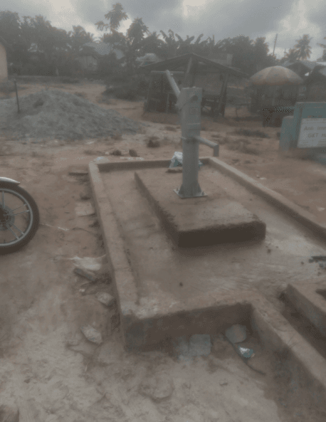 Construction of Borehole at Kamgbunli