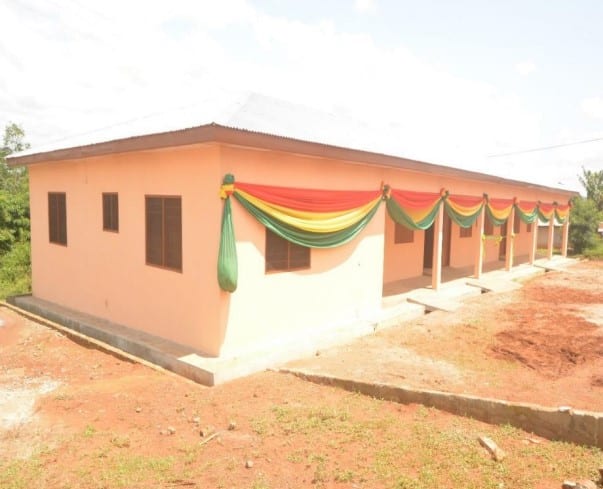 1No. 3-Unit Classroom Block with Ancillary Facilities at Ehiamankyene D/A School