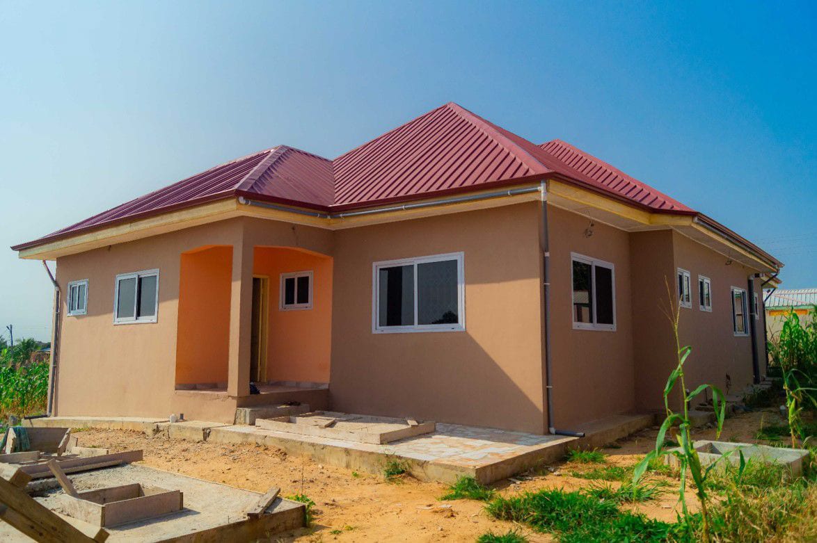 Construction of MCD Residence at Tuba