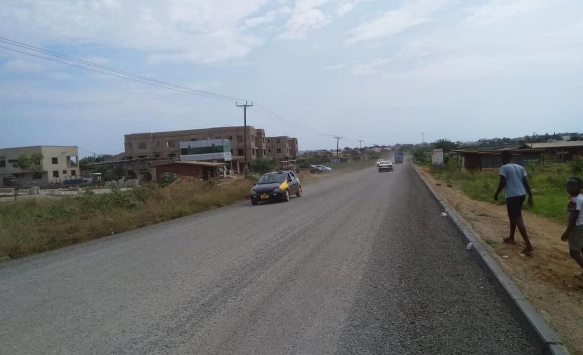 Construction of Obeyeyie to Manhean road