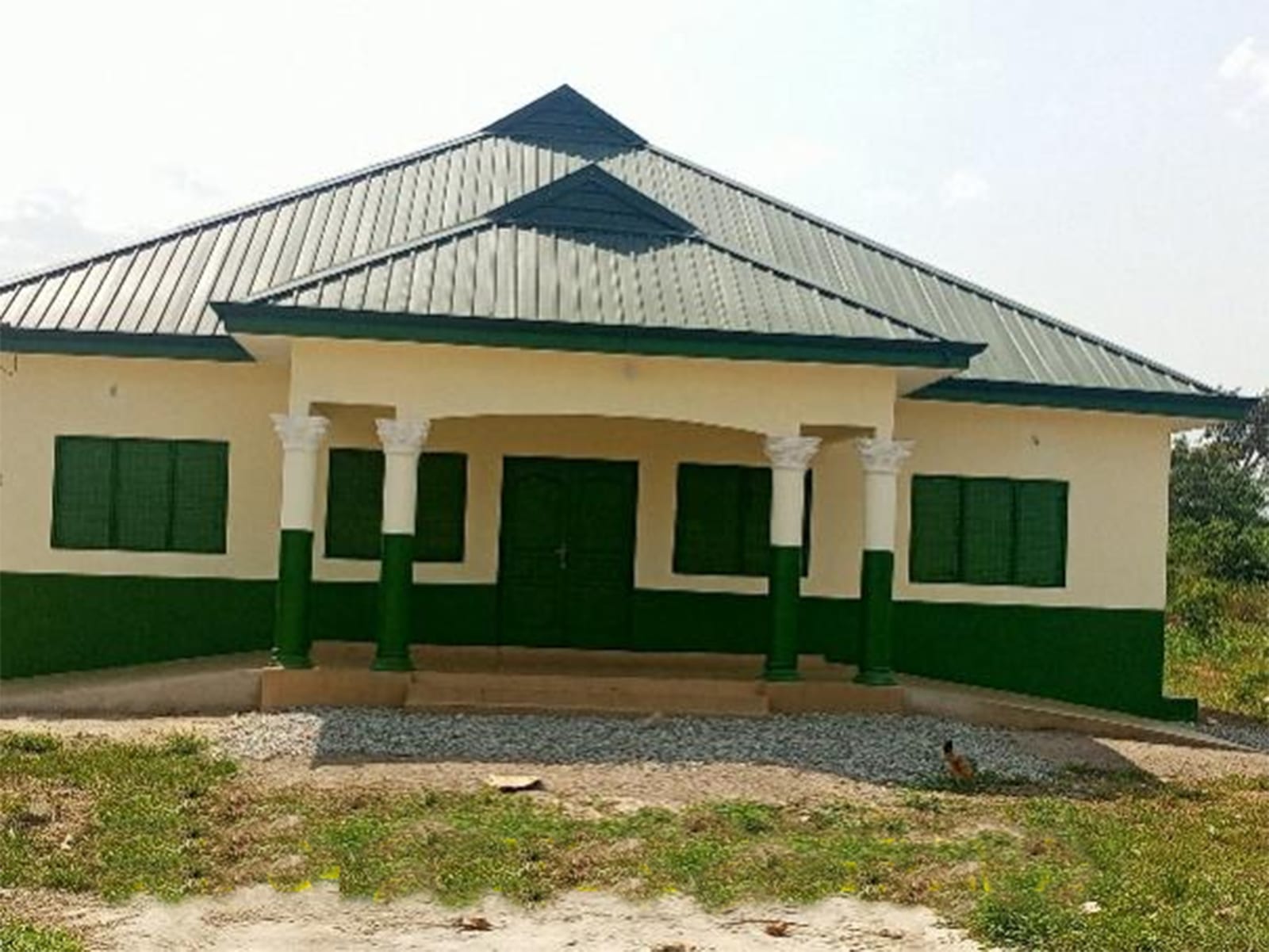 Construction of 1No. CHPS Compound at Gomoa Nsuaem
