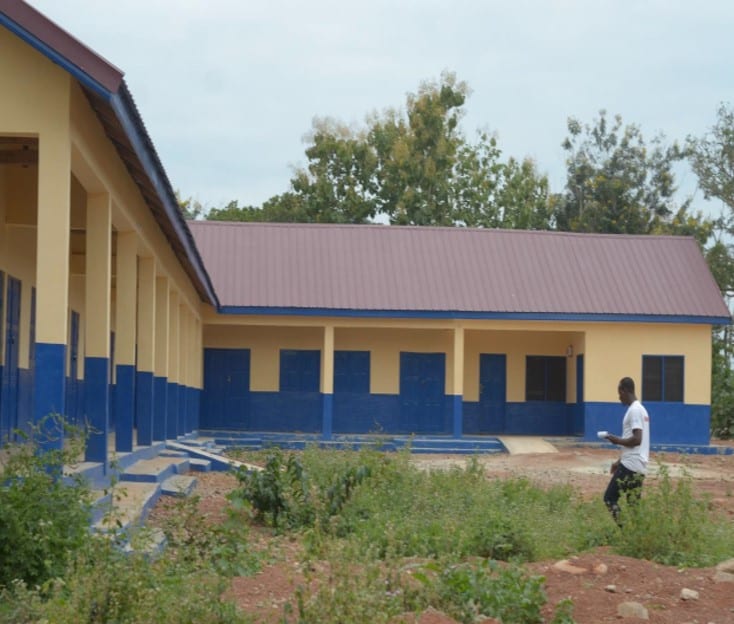 Construction of 6-Unit Classroom Block at Mayera D/A School