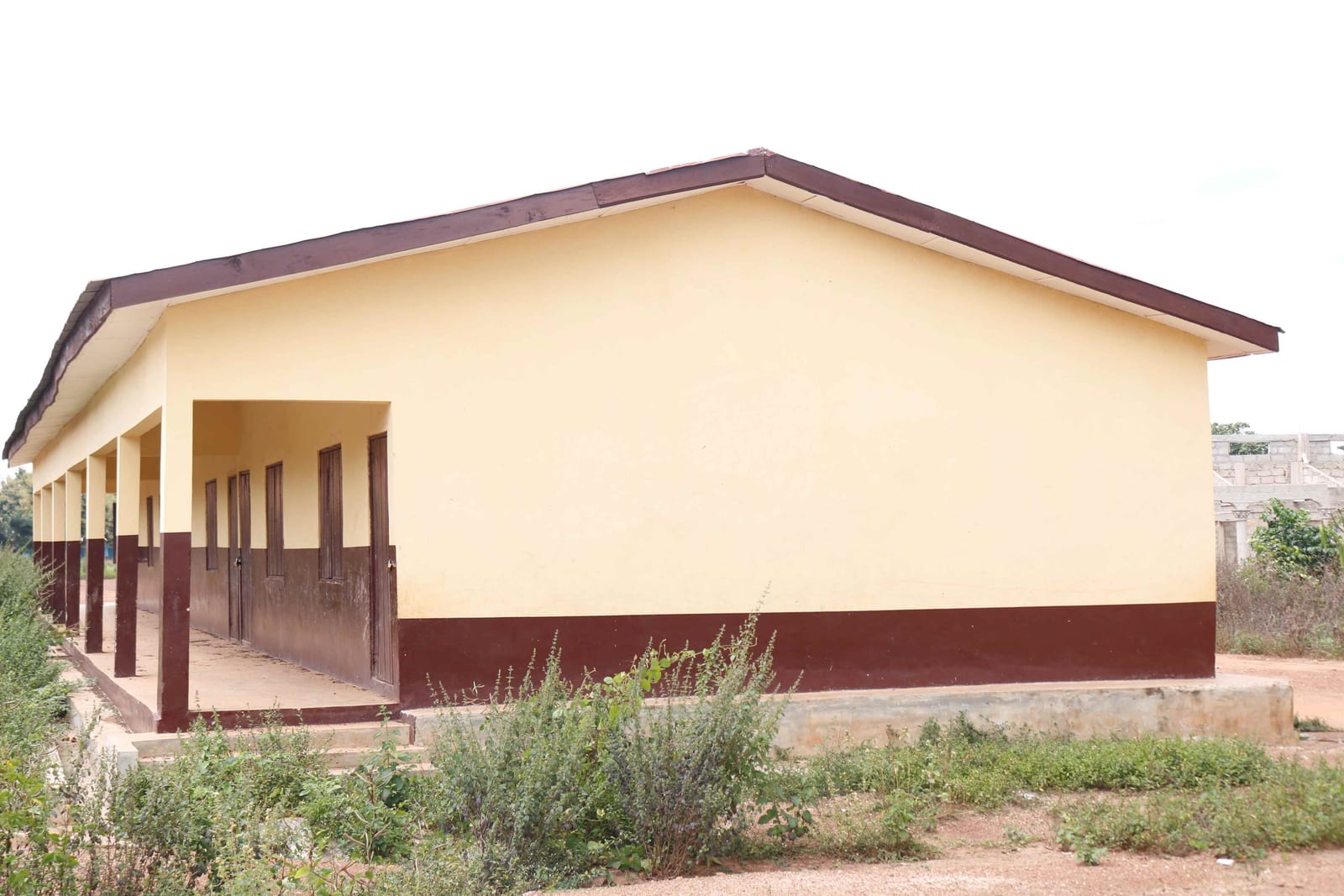 2-Unit KG Block with Ancillary Facilities and Store at Babianiha