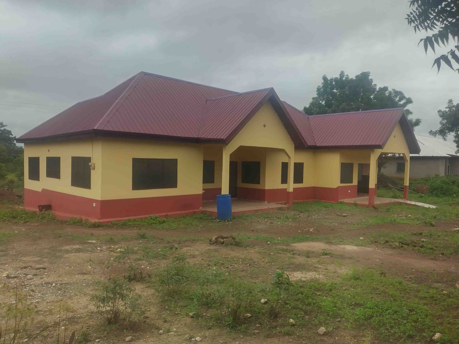 Construction of 1 No. Community Clinic at Mpuasu