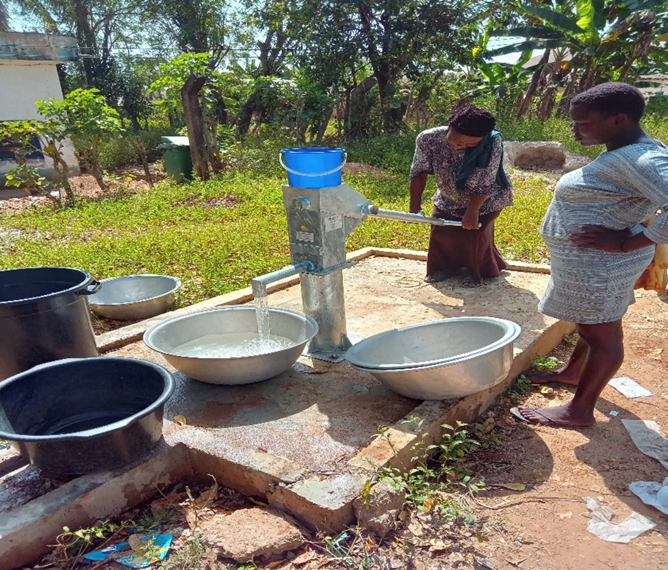 Drilling of 1no. borehole fitted with handpump at Jasikan Apenkwa