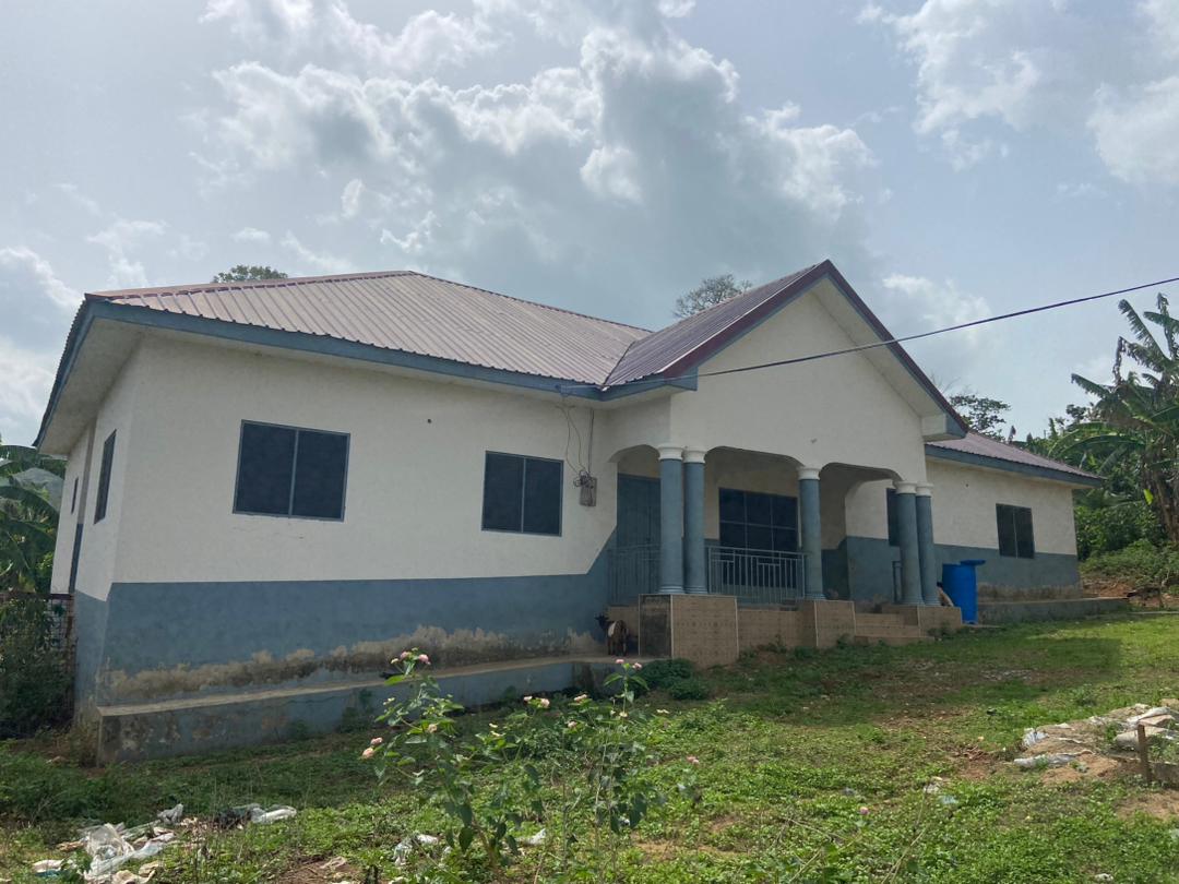 Construction of CHPS Compound at Esaase