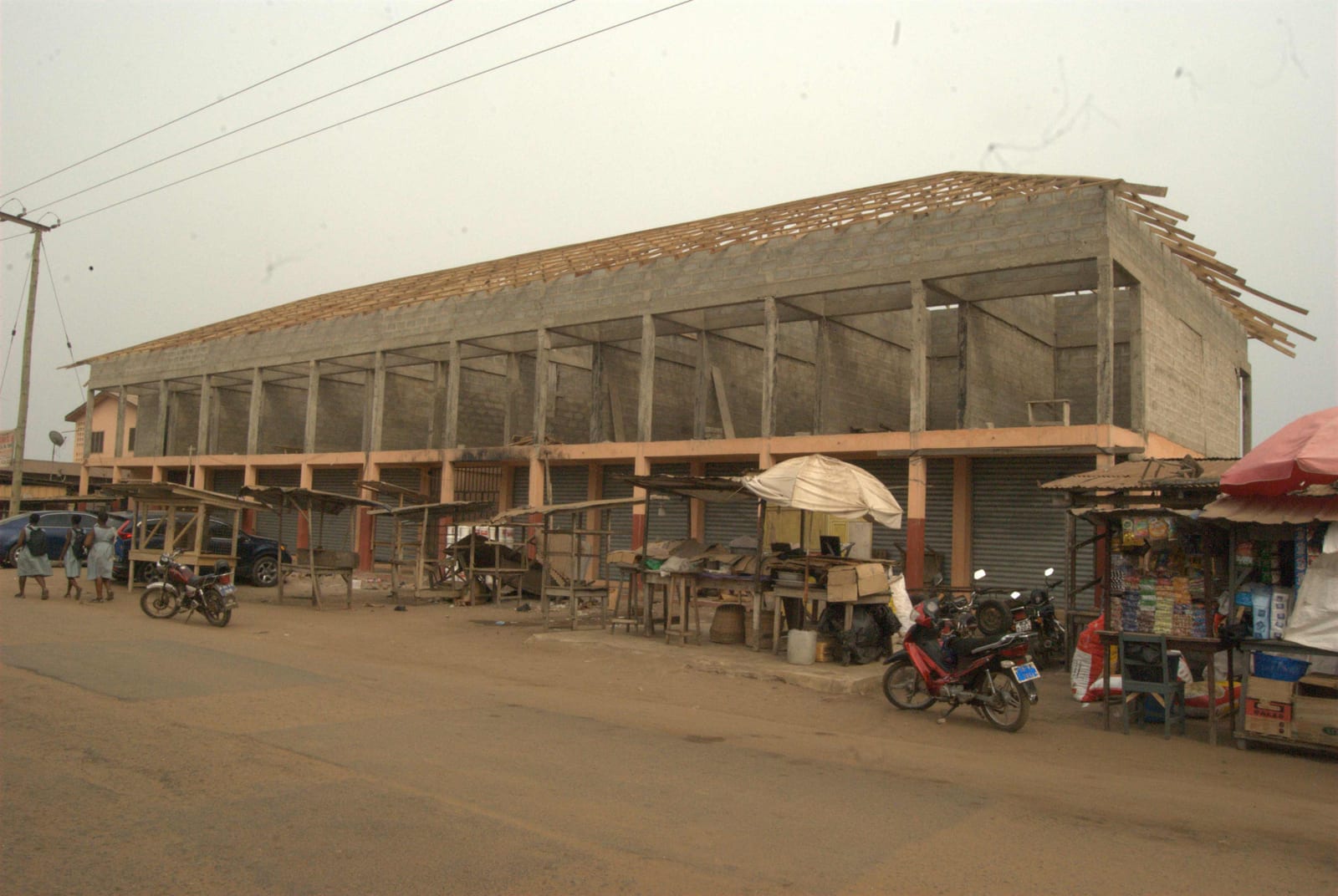 Construction of 40-Unit Lockable Stores at Hedzranawo