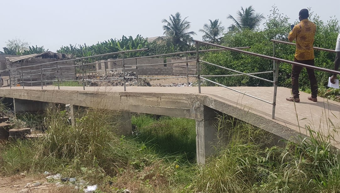 Construction of Reinforced Concrete Footbridge at Komenda- Amotuo