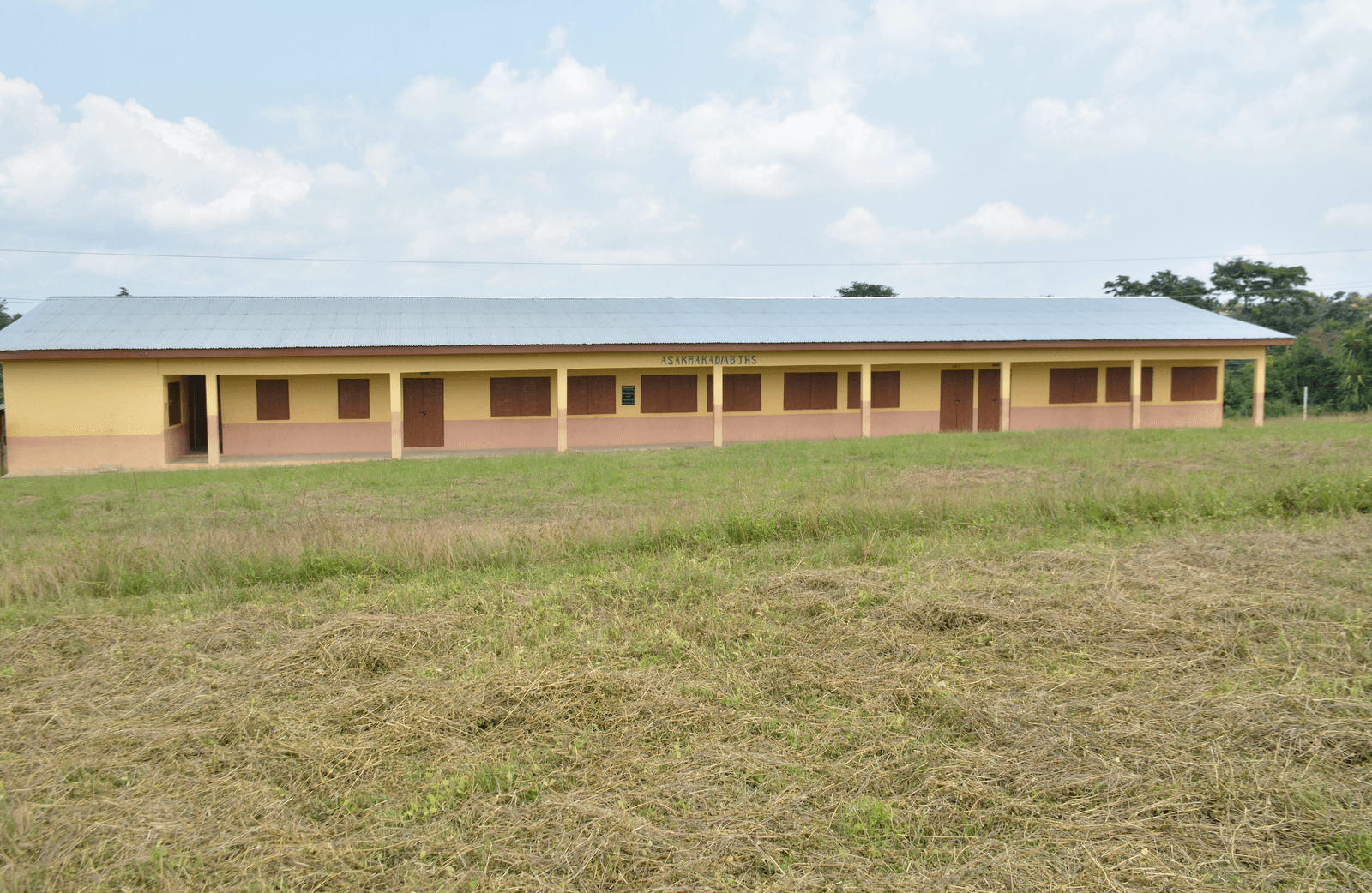 1No. 3-Unit classroom block with Ancillary facilities at Asakraka D/A Junior High School