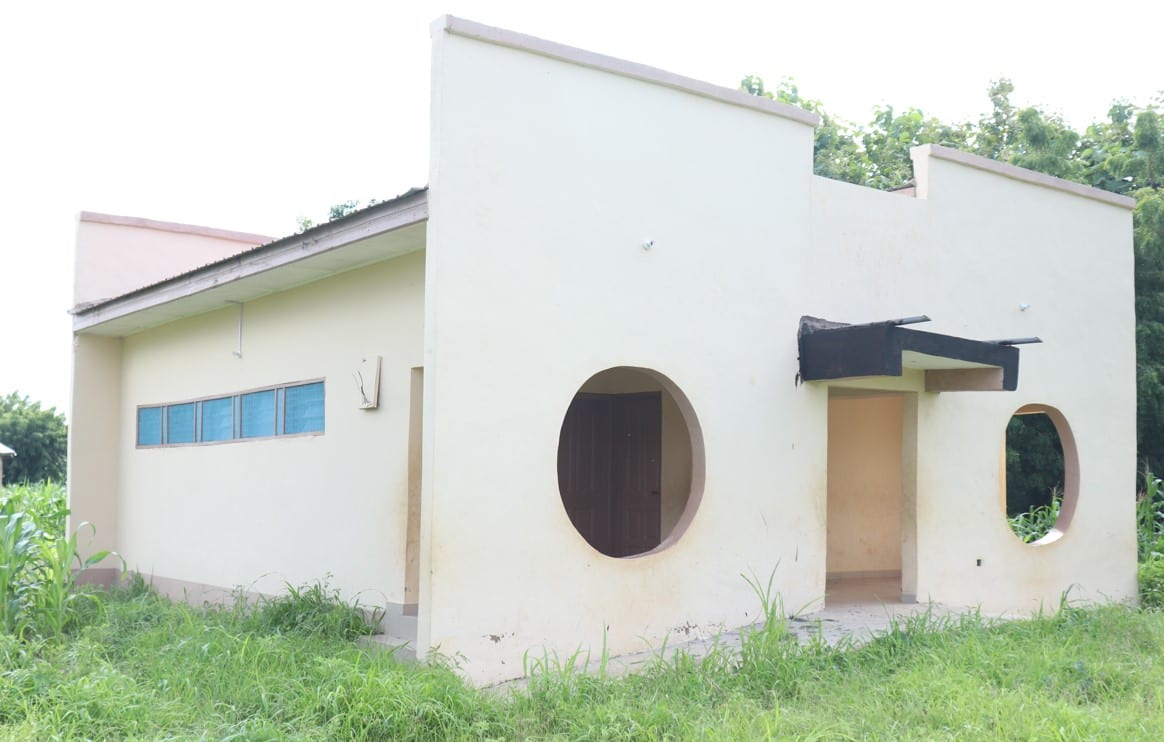 10 Seater Water Closet Toilet with Mechanized Borehole at Lawra Naa’s Area