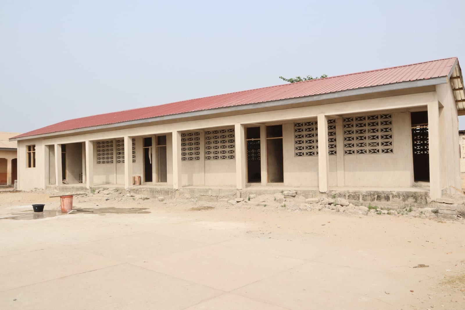 3-Unit Classroom Block with Ancillary Facilities at Saltpond Beach Road School