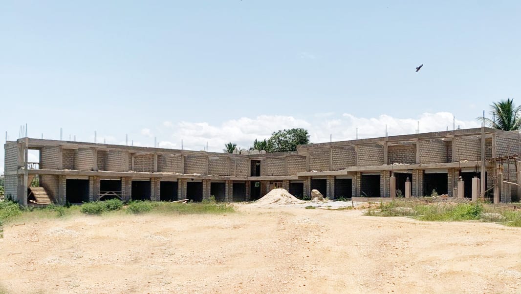 Construction of 60 Unit Lockable Stores at Anomabo