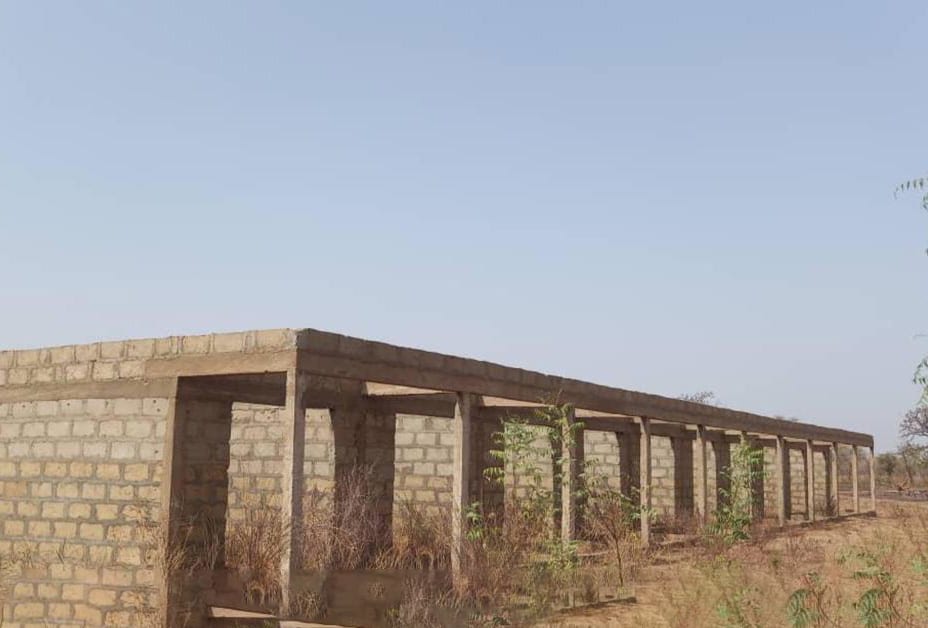 1No. 10-Unit stores & 1No. 10-Unit stalls at Daashie