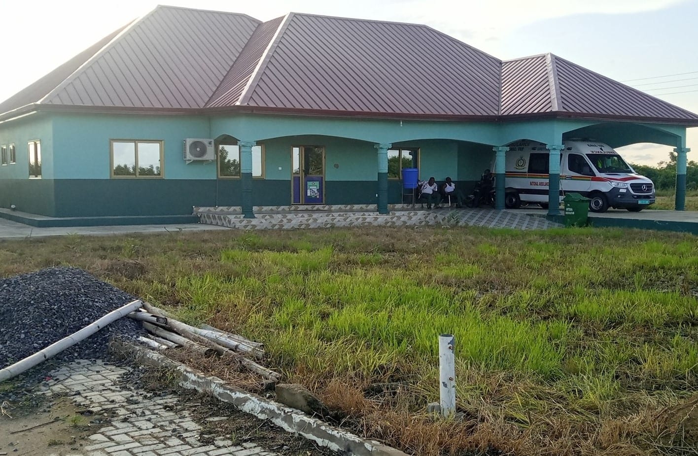 Construction of Ambulance Office Complex and Bay