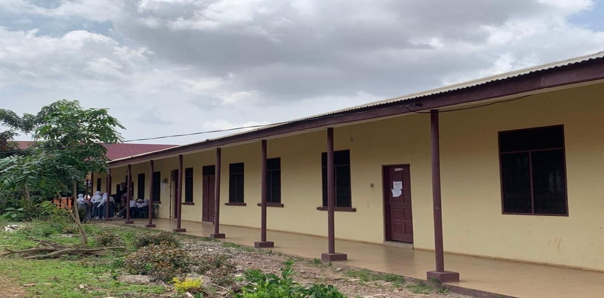 Conversion of 1No. 6-unit classroom block into Assembly offices