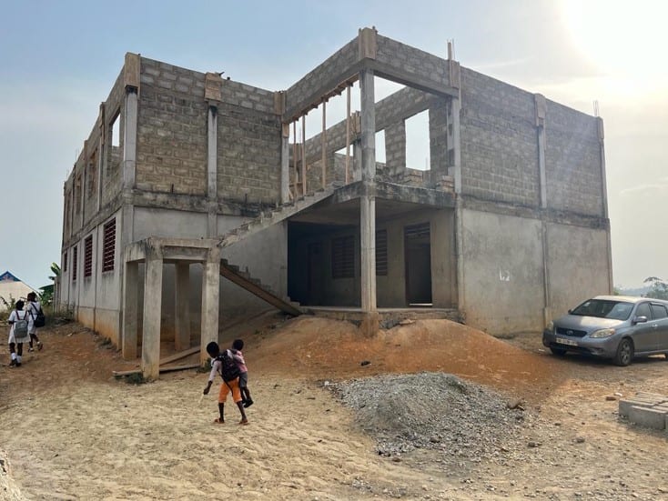 Construction of 1No 3-Unit Class Block, Library, Staff Common Room, Headmaster's Office and Storeroom with Funiture for Roman Catholic School