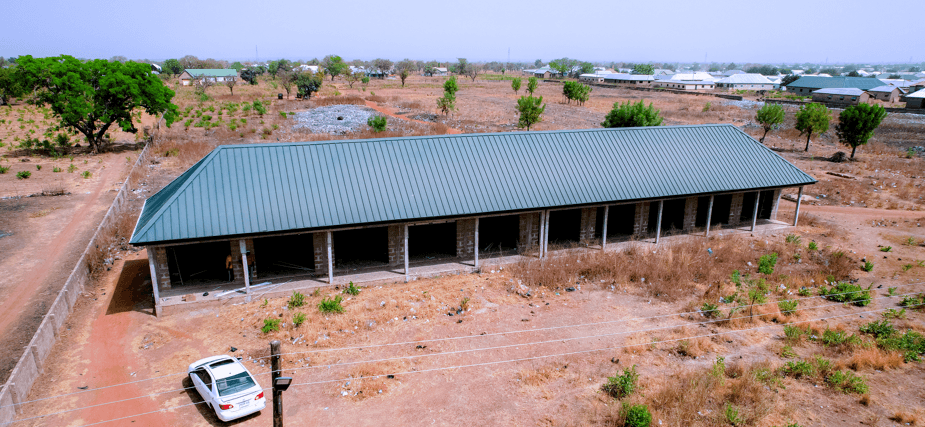 Construction of 1No. 10 Lockable Stores and fence wall at Savelugu New Market