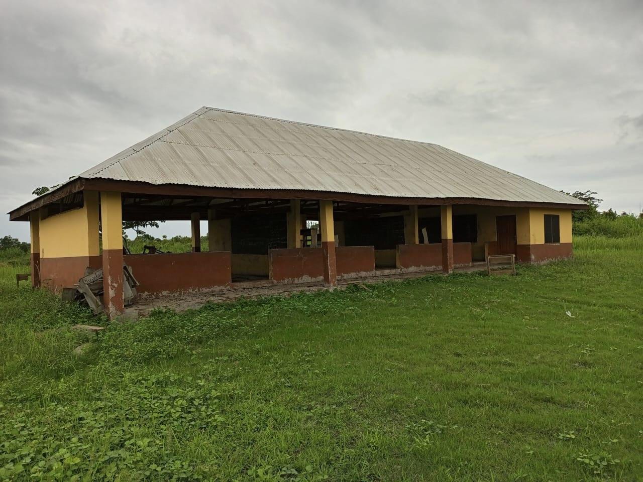 Construction of 1No.3 Unit Pavilion at Bosomfour D/A Primary School