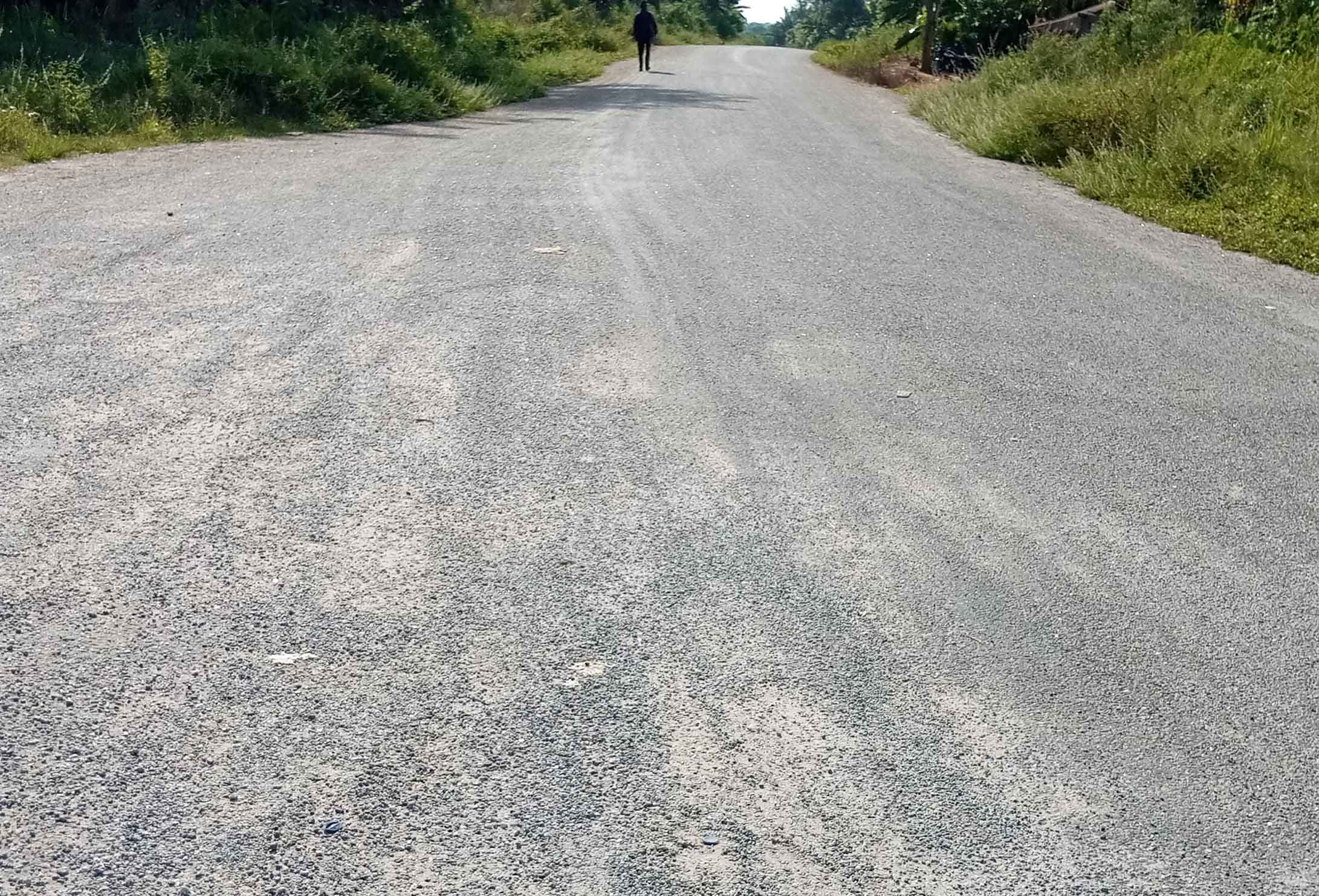 Surfacing of 8.4km of Tutu Nkwantuo- Sofialine road