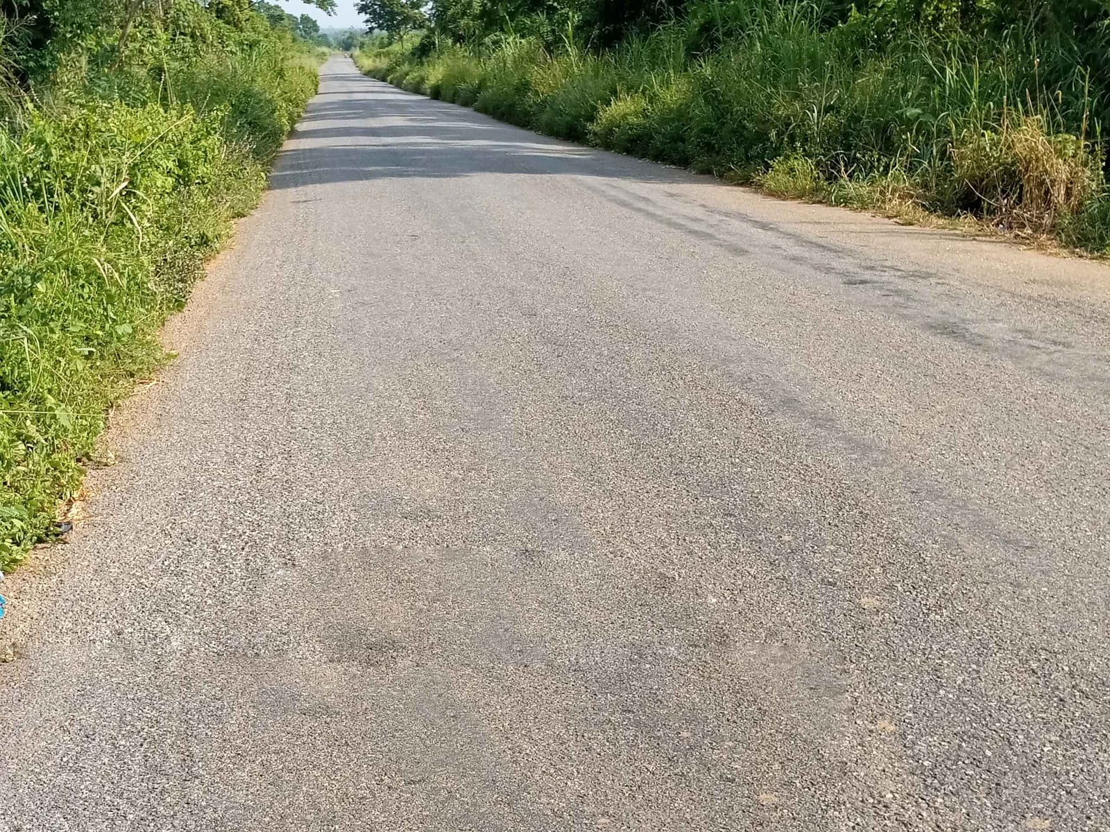 Surfacing of 12.6km of Wiamoase -Kofiase road
